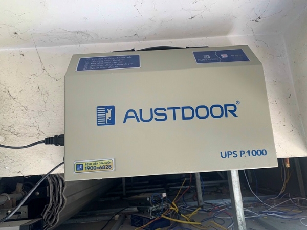 Giá bộ lưu điện cửa cuốn Austdoor P1000